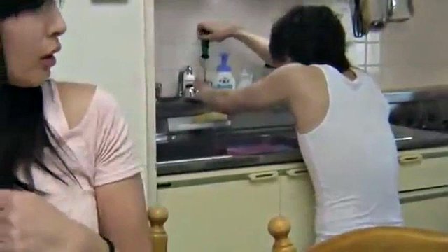 Housewife Cheating with the Plumber: Blowjob, Doggy & Milf Porn