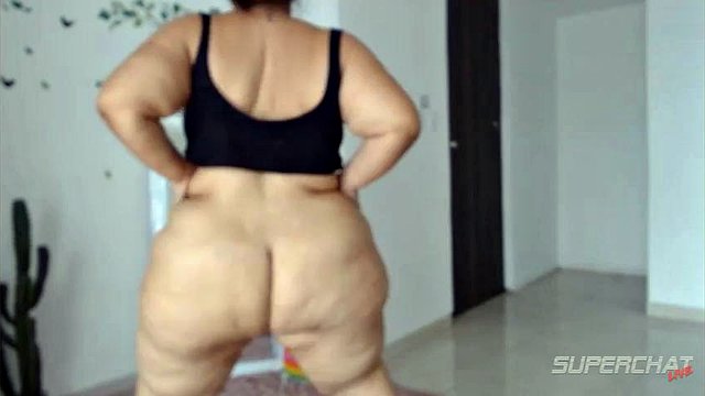 Huge busty Colombian bbw mom stretching on cam: Big Tits, Big Ass & Milf Porn