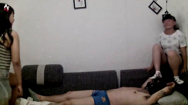 chinese femdom trample Q2985868019