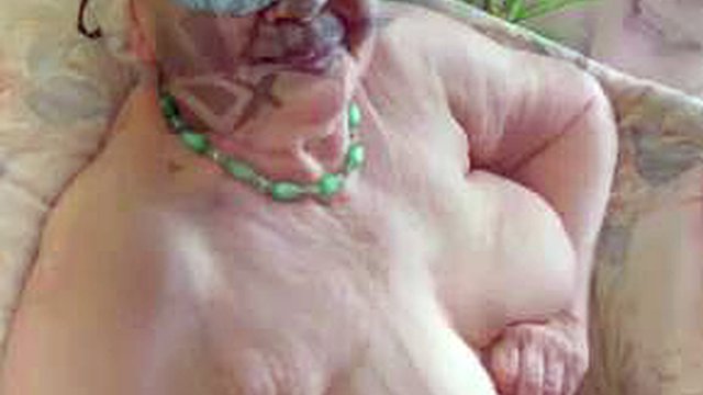 OmaGeil Grannies Gone Nude Slideshow Compilation: Amateur, Mature & Mom Porn