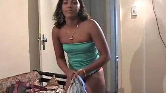 Vídeos brasileiros: Boquete, Cachorrinho e Cowgirl Porn