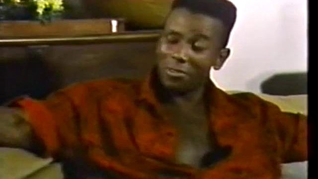 Featurette erotica svedese: grandi tette, pompini e porno con bionde