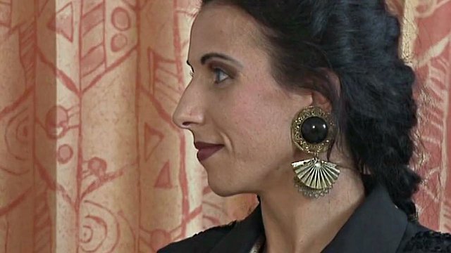 German Debora Coeur Takes Double Penetration in Lesbian Threesome