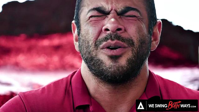 نحن نتأرجح في كلا الاتجاهين - قم بجولة في قطار Bi مع ضفاف Aria الرائعة