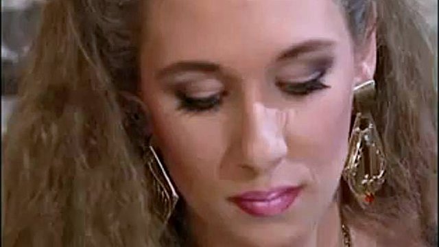 DEUTSCHE MILF SAUGT UND FICKT: Blowjob, Cowgirl & Amateurporno