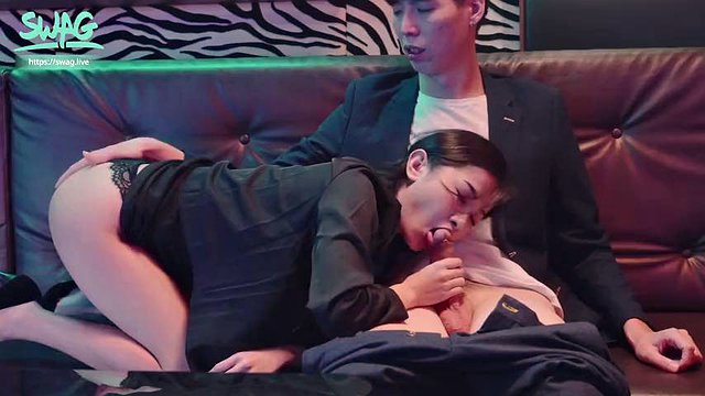 Fucking Hostess in a Private Ktv Room in Taiwan