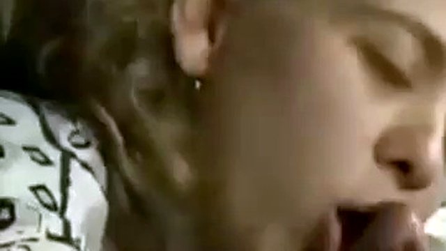 Slut tedesca scopata e pugno