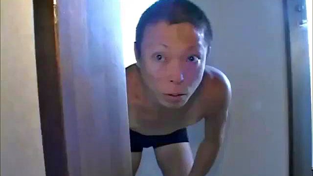 BBW Facesitting: Großer Arsch, Asiatisch & Arschporno