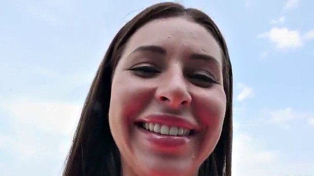 Sweet all natural babe gets her wet pussy slammed outdoors