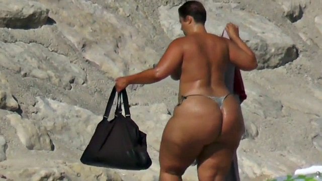 Ultra Thick Mom