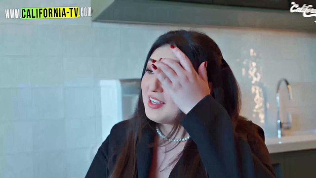 Clara Wellen and Hot Brunette Suck and Masturbate Each Other