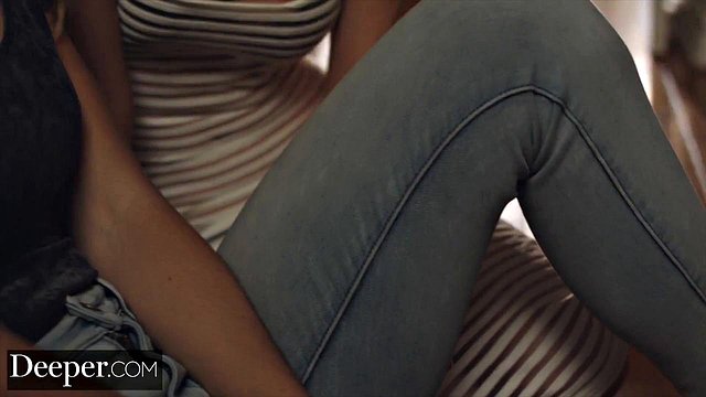 Kayden Kross Fingers Big-Tits Ryan Ryans to Ditch Her Man