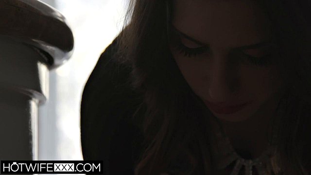 Kamryn Jayde Starts Masturbating with Logan Pierce