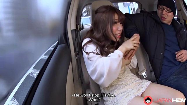 Japanese Rina Serino sucks cock in the backseat of a car,uncensored. by Japan HDV: Porn