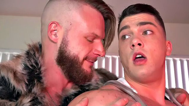 Pantyhose muscled jock fucked by top with smelling fetish