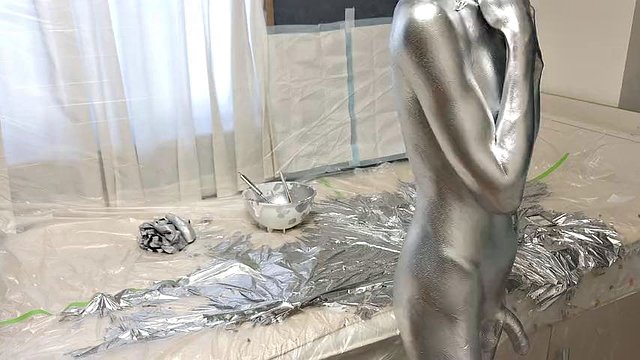 SILVER BODY PAINT 2