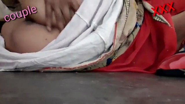 Bhabhi Fuked In saree