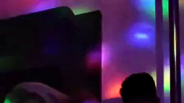 Ficken Sie mit einem Fremden auf der Party