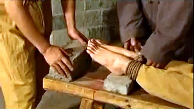 Chinese soldiers punishment by warden