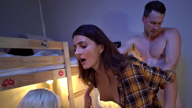 Cuntfucked hotel babe shares strangers cock in 3way