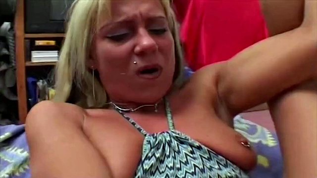 German babe with amazing body gets her shaved pussy filled